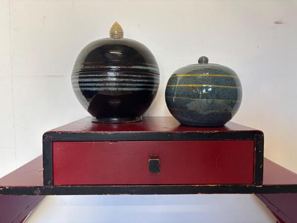 Francis Jourdain ( 1876 - 1958 ) vases couverts en terre vernissée vers 1920