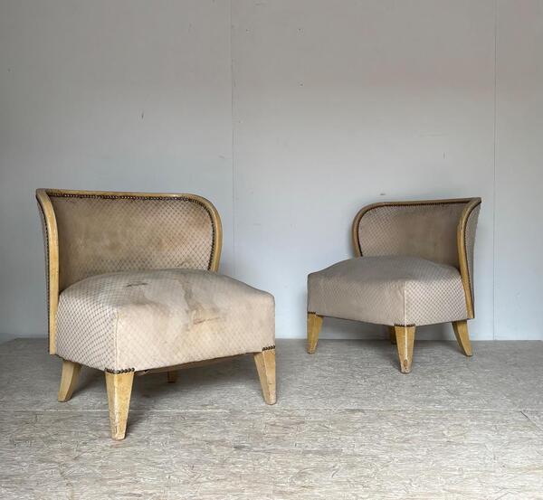 Paire de chauffeuses Art Deco . Travail vers 1940